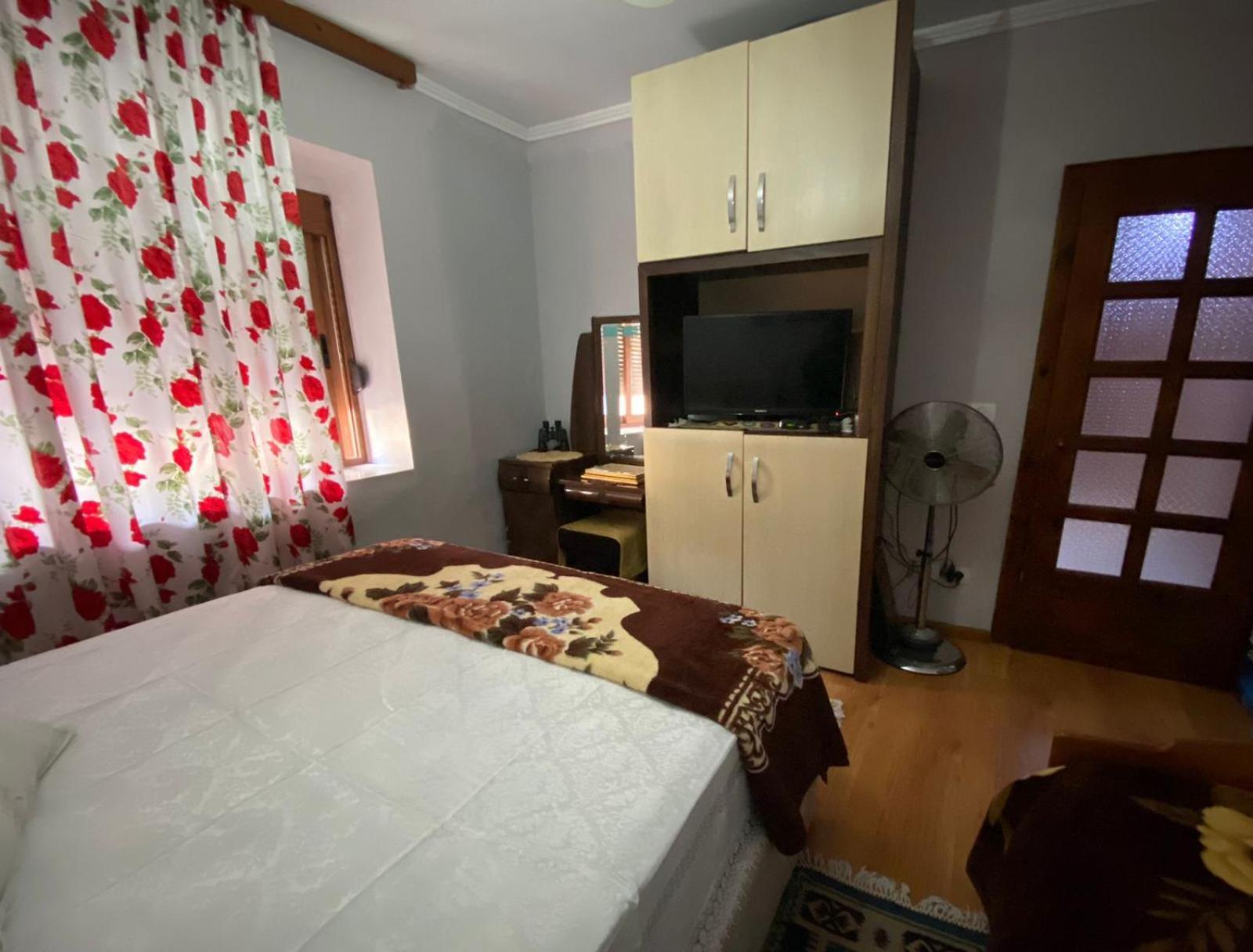 Kruja Shared Apartment Ngoại thất bức ảnh